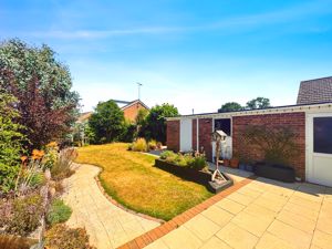 STATION ROAD- click for photo gallery